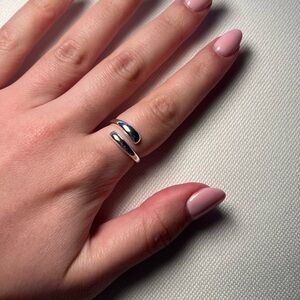 Elegant Silver Adjustable Ring